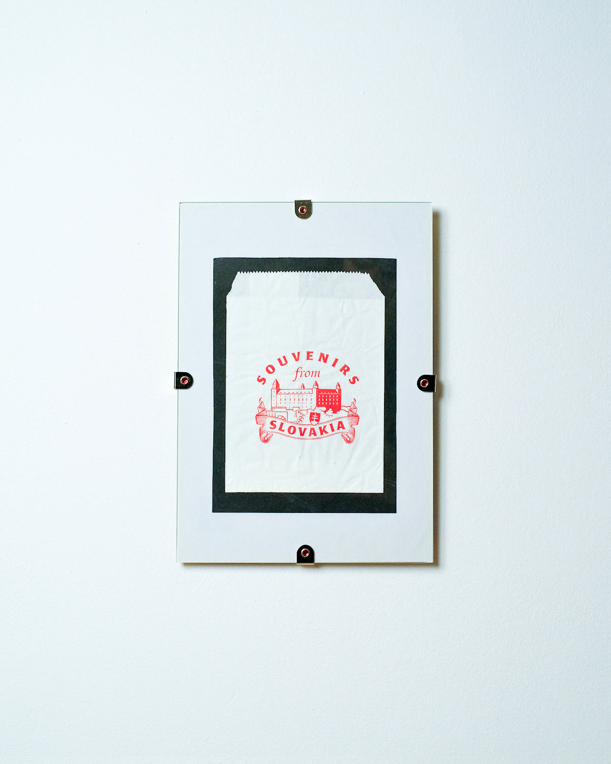 RHINESTONE RIVET PICTURE FRAME - RED | True primary glistening red / MEDIUM